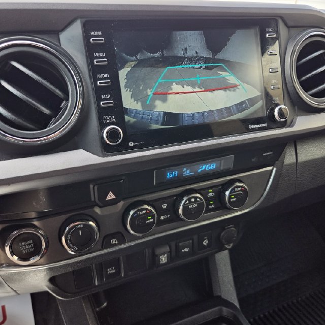 Used 2023 Toyota Tacoma TRD Sport AWD/4WD image 21