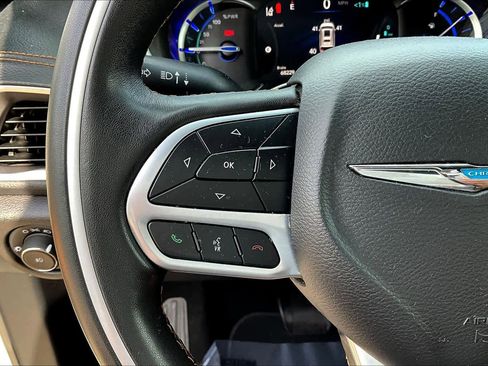 Used 2021 Chrysler Pacifica Pinnacle image 23