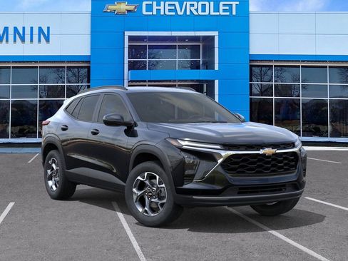 New 2025 Chevrolet Trax LT image 7