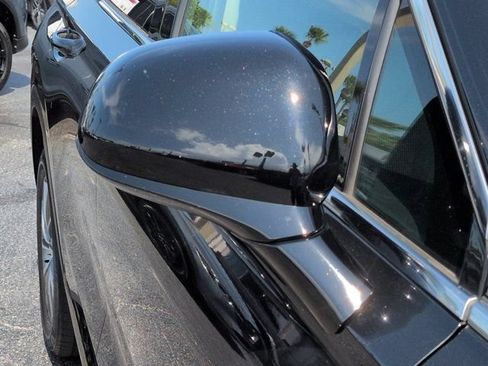 Used 2019 Hyundai Santa Fe SEL FWD image 12