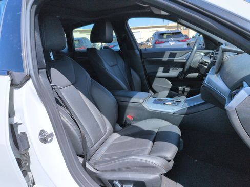 Certified 2023 BMW i4 eDrive35 image 31