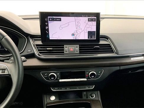 Certified 2023 Audi Q5 2.0T Premium Plus w/ Premium Plus Package image 6