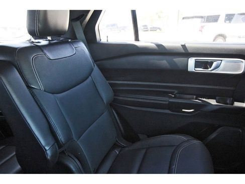 Used 2020 Ford Explorer ST w/ Premium Technology Package image 15