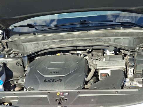 Certified 2023 Kia Telluride LX image 30