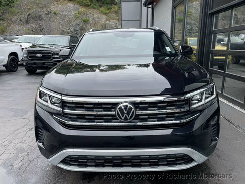Used 2021 Volkswagen Atlas Cross Sport SEL AWD/4WD image 3