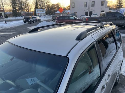 Used 2008 Toyota Sienna CE image 10