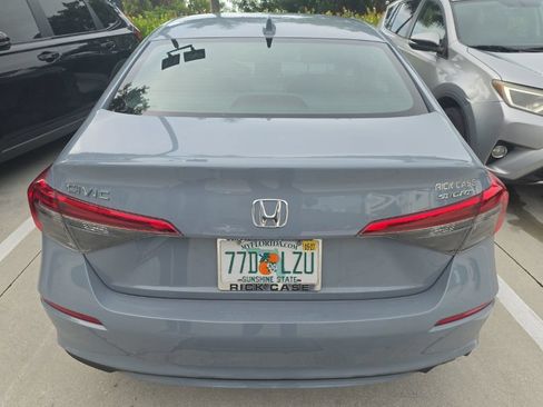 Used 2024 Honda Civic Sport image 6