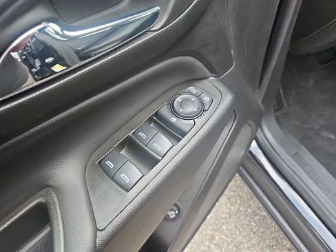 Certified 2024 Chevrolet Equinox LT FWD image 13