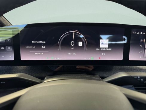 Used 2024 Lucid Air Touring AWD/4WD image 18