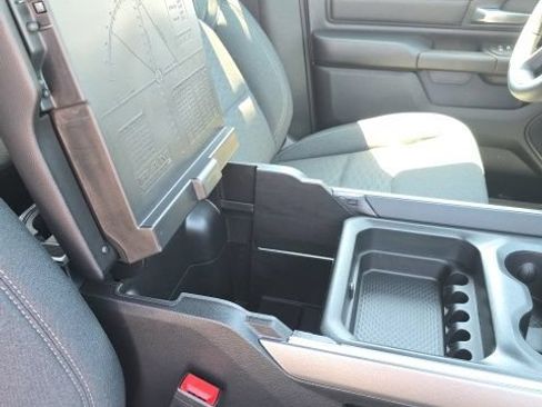 New 2026 RAM 1500 Express AWD/4WD image 37