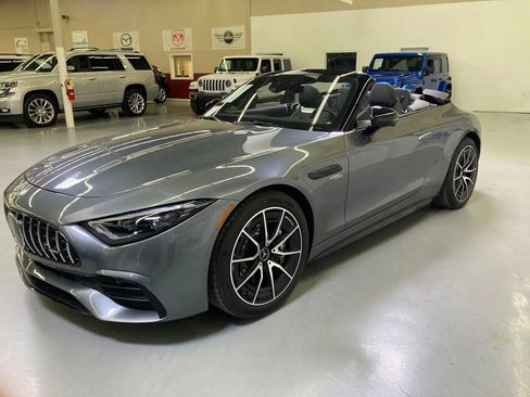 Used 2025 Mercedes-Benz SL 43 AMG image 2