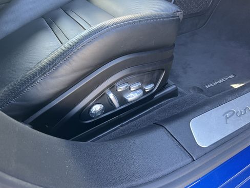 Certified 2018 Porsche Panamera 4S image 21