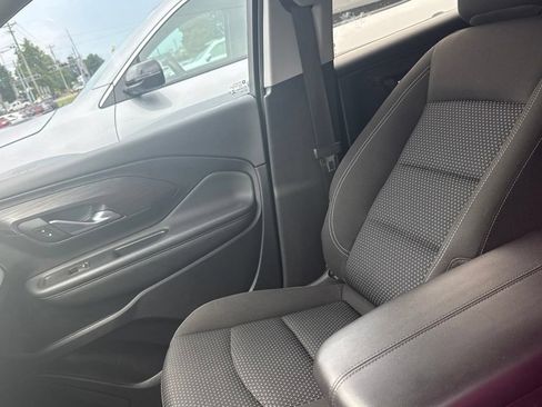 Used 2022 GMC Terrain SLE AWD/4WD image 25