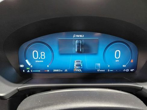 Used 2025 Ford Escape Platinum AWD/4WD image 26