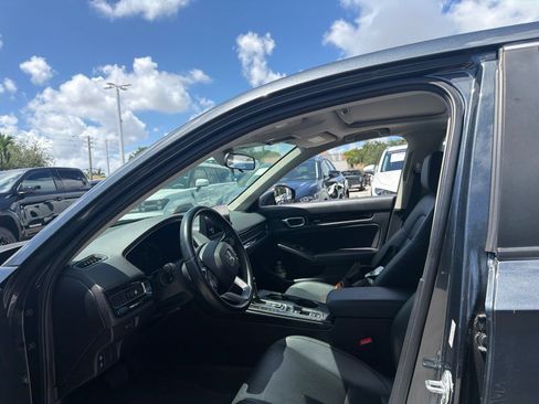 Used 2023 Honda Civic EX-L image 18