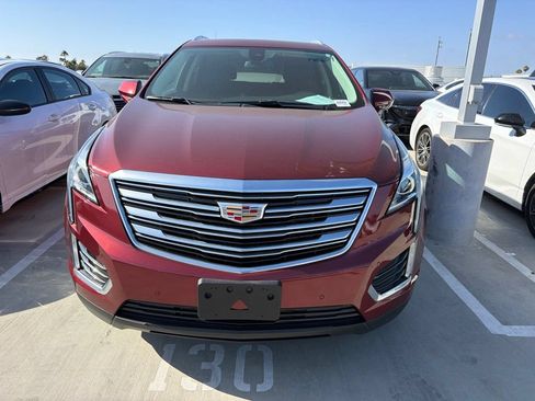 Used 2017 Cadillac XT5 Luxury w/ Driver Awareness Package FWD image 1
