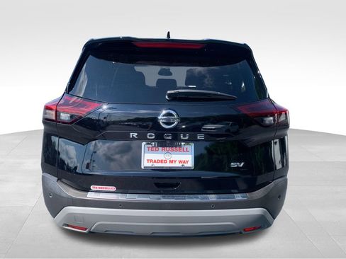 Used 2021 Nissan Rogue SV FWD image 4
