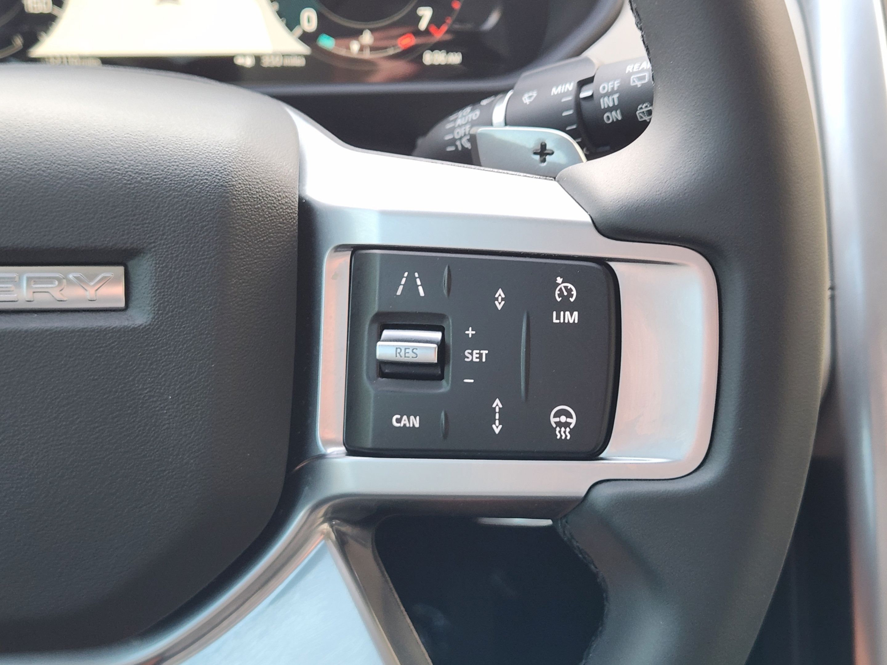 Certified 2026 Land Rover Discovery S AWD/4WD image 26