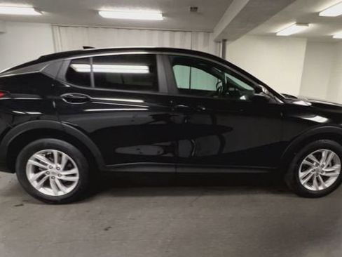 Certified 2024 Buick Envista Preferred w/ Convenience I Package image 9