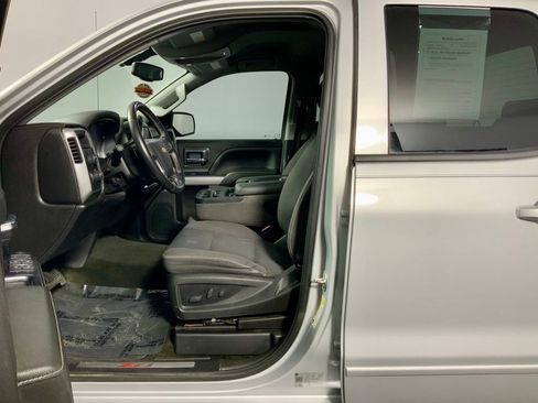 Used 2018 Chevrolet Silverado 1500 LT w/ All Star Edition image 18