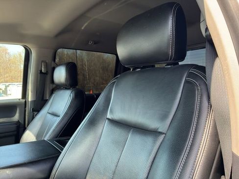 Used 2021 Ford F250 Lariat w/ Lariat Value Package AWD/4WD image 10