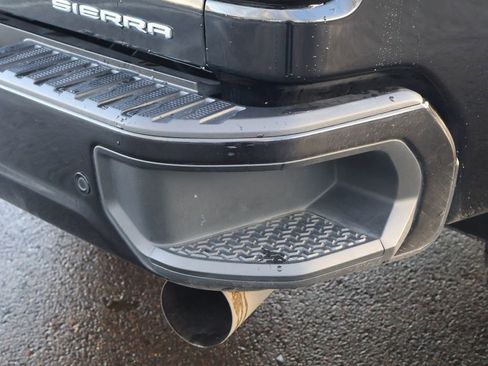 Used 2021 GMC Sierra 2500 Denali w/ Denali Black Diamond Edition image 40