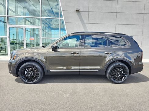 Used 2023 Kia Telluride SX X-Line AWD/4WD image 3