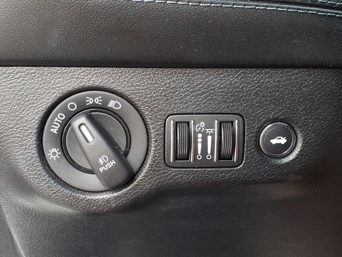 Used 2021 Dodge Challenger R/T Scat Pack w/ Plus Package image 32