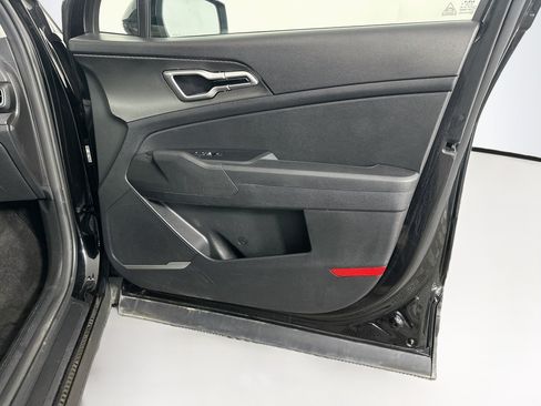 Used 2024 Kia Sportage LX FWD image 31