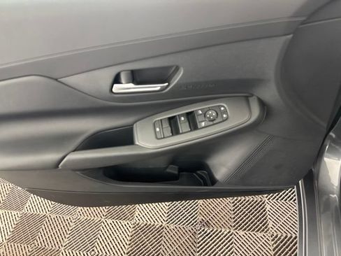 Certified 2026 Nissan Sentra SV w/ SV Convenience Package FWD image 18