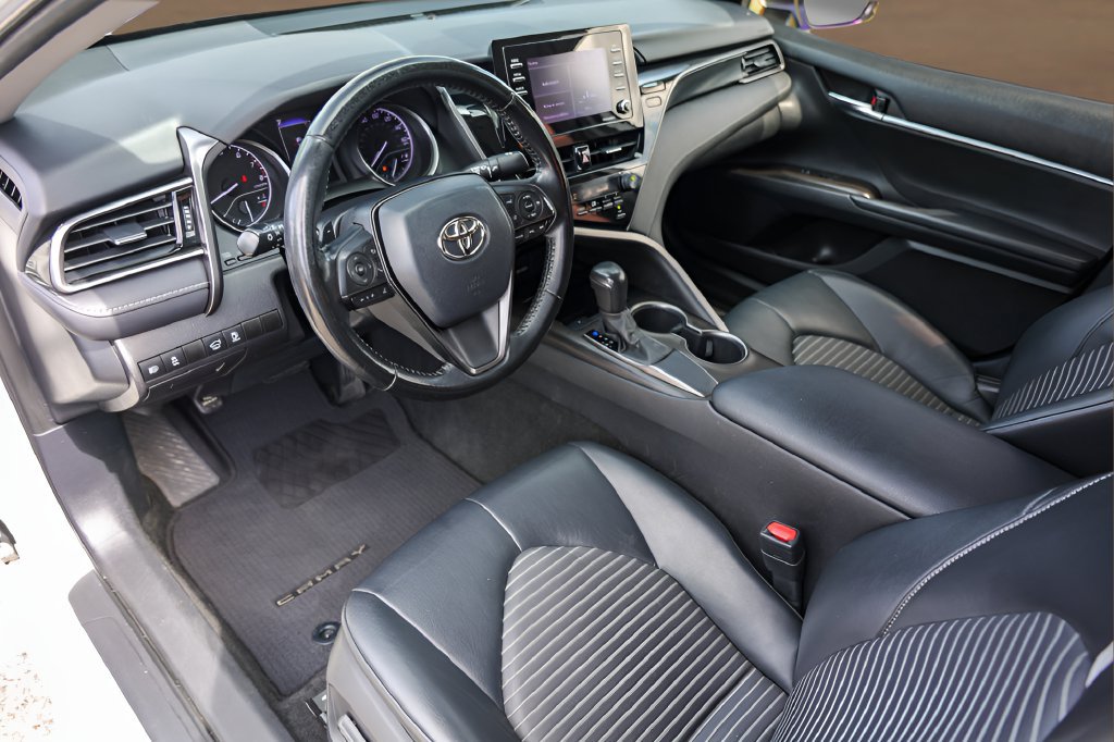 Used 2021 Toyota Camry SE FWD image 10
