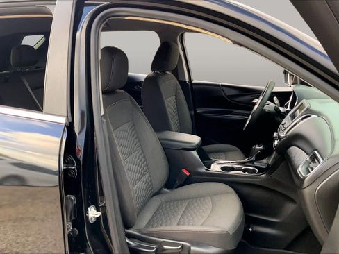 Used 2021 Chevrolet Equinox LT FWD image 9