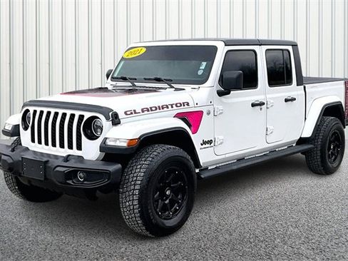 Used 2021 Jeep Gladiator Sport image 2