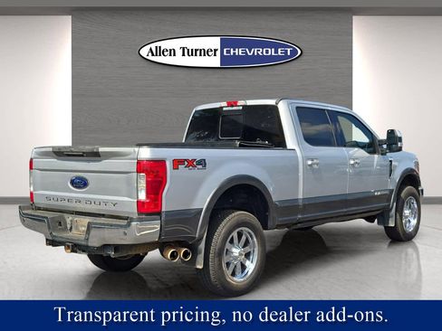 Used 2017 Ford F250 Lariat w/ Lariat Ultimate Package AWD/4WD image 6