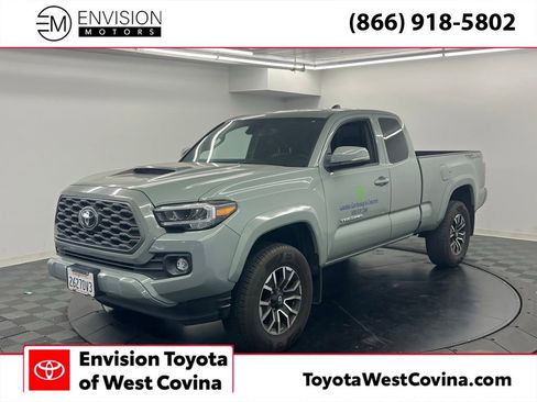 Used 2022 Toyota Tacoma TRD Sport w/ TRD Premium Sport Package image 1