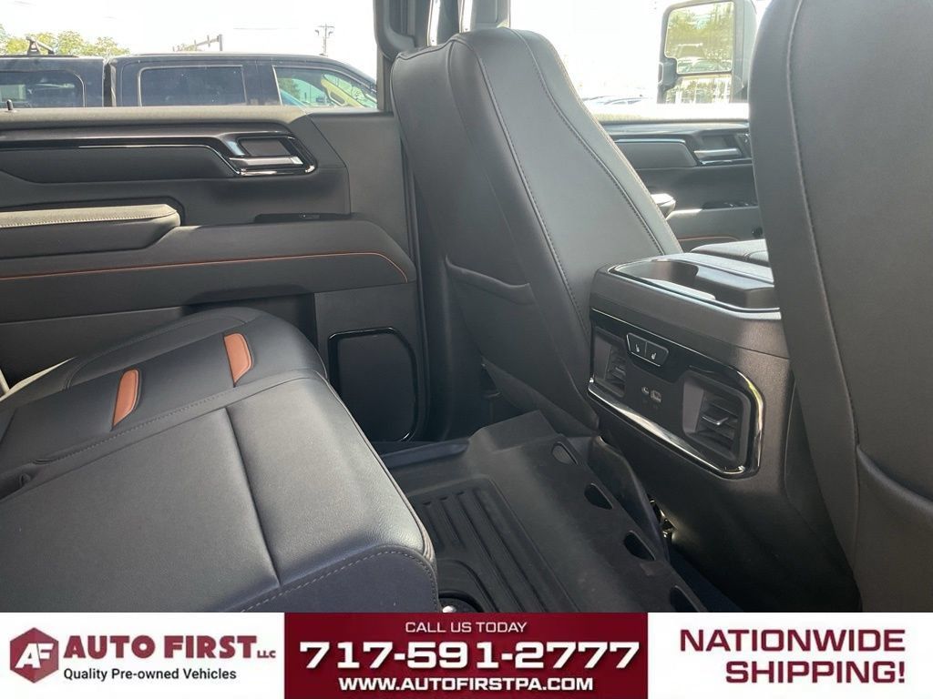 Used 2025 GMC Sierra 2500 AT4 AWD/4WD image 19