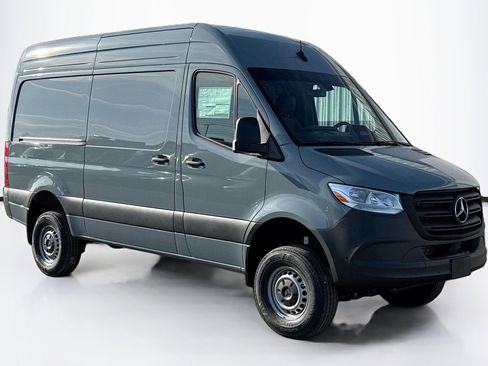 New 2026 Mercedes-Benz Sprinter 2500 image 3