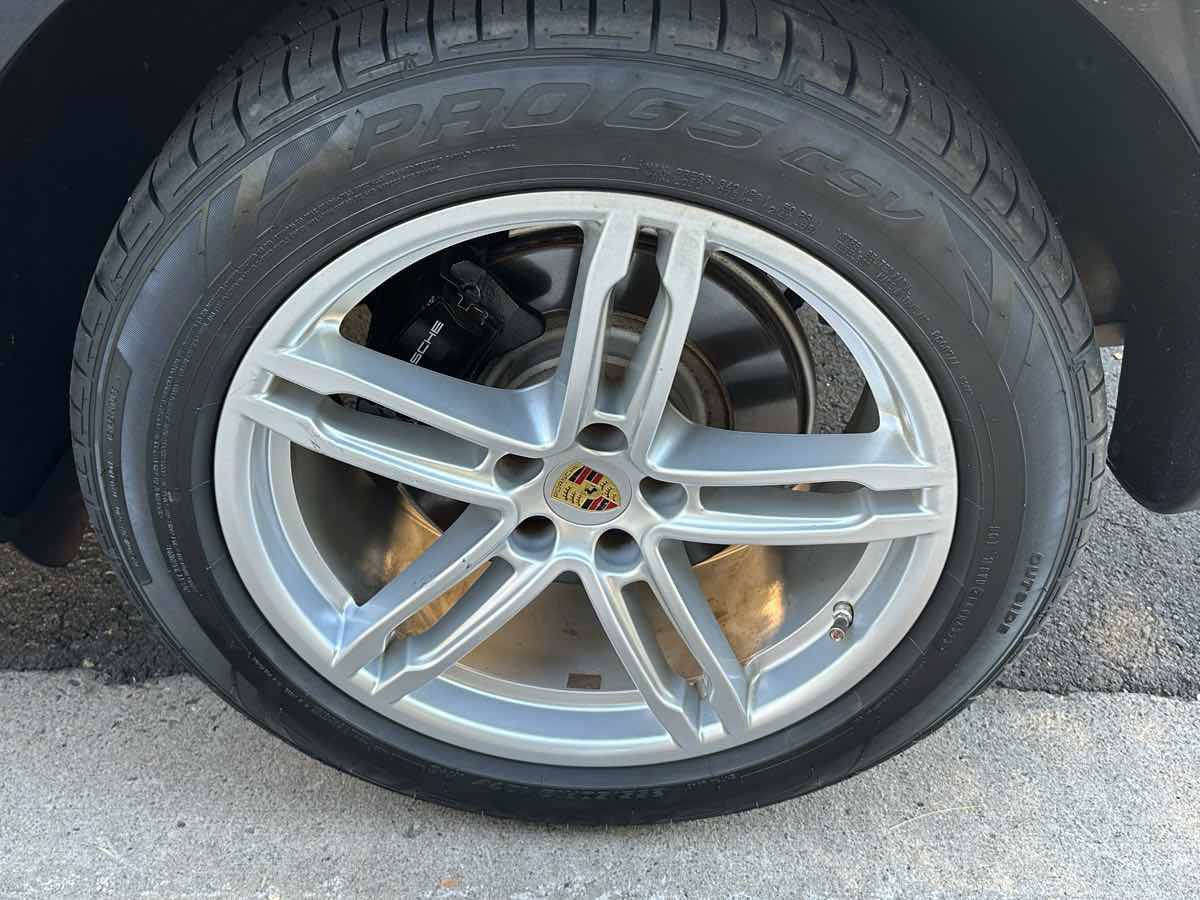 Used 2018 Porsche Macan AWD/4WD image 60