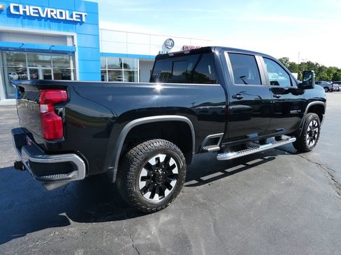 Used 2020 Chevrolet Silverado 2500 LT w/ All Star Edition AWD/4WD image 5