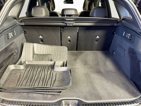 Used 2023 Mercedes-Benz GLC 300 4MATIC image 24