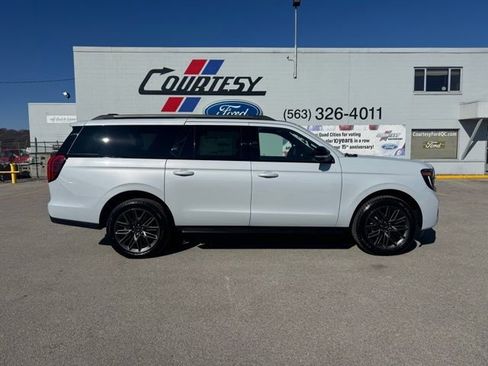 New 2026 Ford Expedition Max Platinum w/ Stealth Appearance Package AWD/4WD image 6