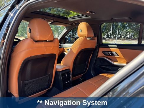 Used 2023 BMW 330i Sedan w/ Premium Package image 20