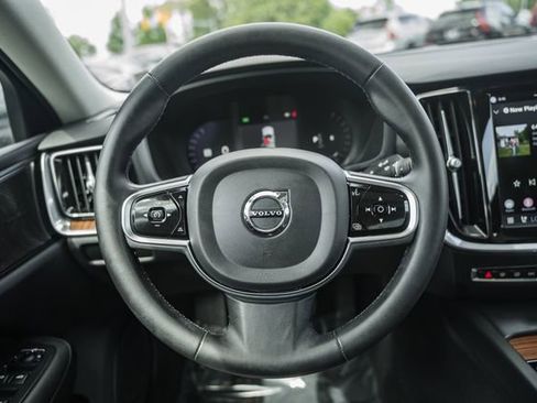 Used 2023 Volvo S60 B5 Plus w/ Climate Package AWD/4WD image 28