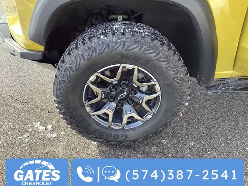 Used 2023 Chevrolet Colorado ZR2 w/ ZR2 Convenience Package III image 36
