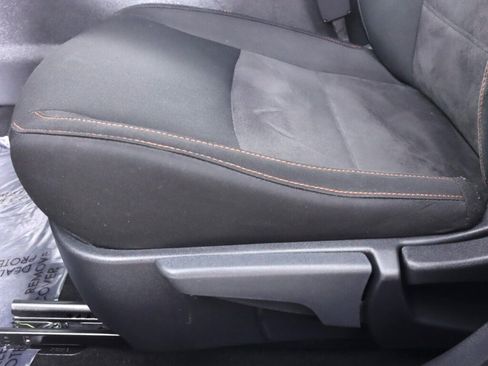 Used 2025 Nissan Sentra SR FWD image 31