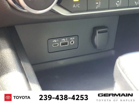 Used 2023 Nissan Sentra SV FWD image 33