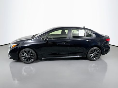 Used 2024 Toyota Corolla SE FWD image 9