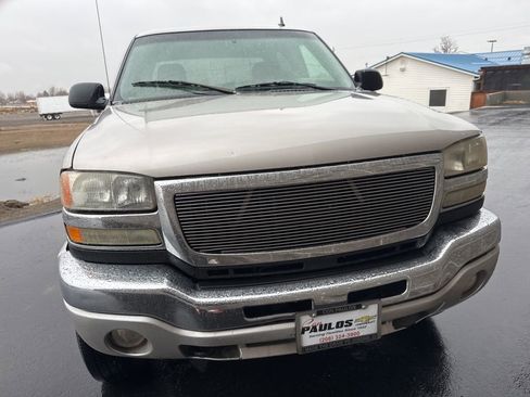 Used 2007 GMC Sierra 2500 SLT image 2