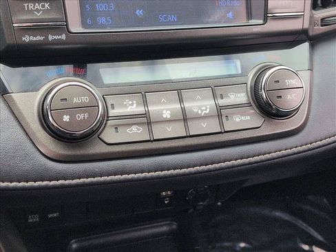 Used 2013 Toyota RAV4 XLE AWD/4WD image 15