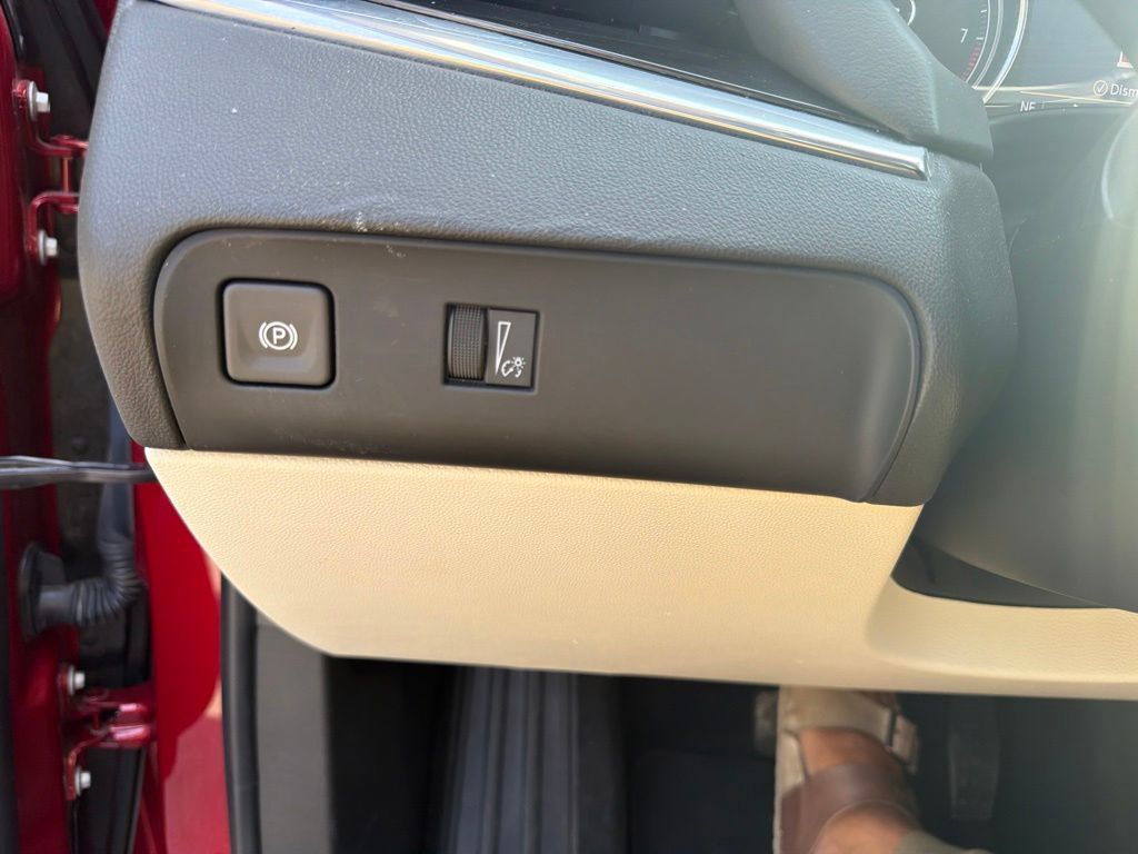 Used 2023 Buick Enclave Essence w/ Experience Buick Package FWD image 19